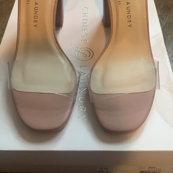 Heels - Picture 5 of 13